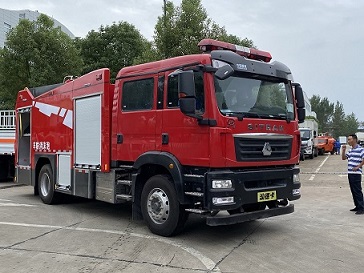 汕德卡水罐消防車 8噸 (國六)