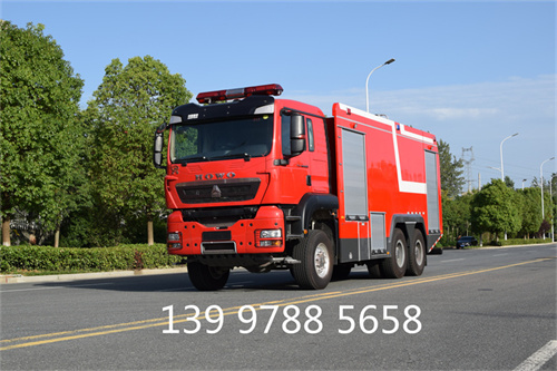豪沃18噸水罐消防車(國(guó)六)